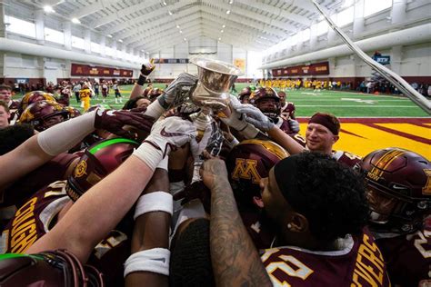 Gophers spring football game Saturday moved indoors, not open to public